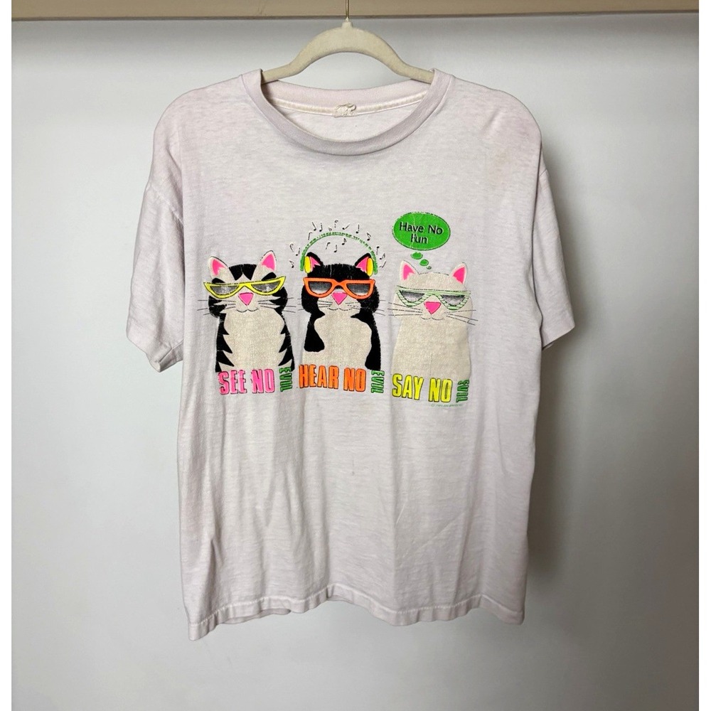 Rare "See No Hear No Say No" Cats Graphic Crew Neck Short Sleeve Tee Unisex L